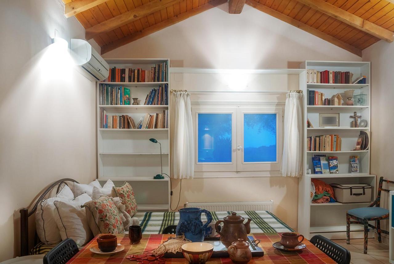 House In The Olive Garden Appartement Ágios Ioánnis Buitenkant foto
